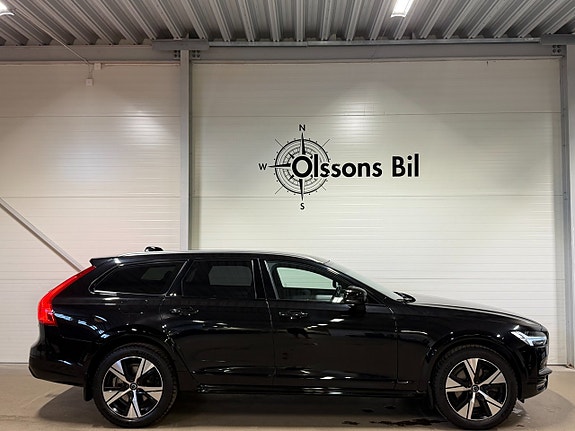 Volvo V90 Cross Country 7 of 25