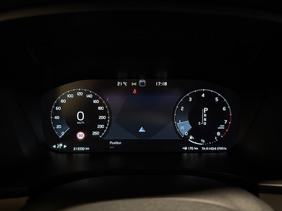 Volvo V90 Cross Country 18 of 25