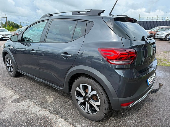 Dacia Sandero Stepway 2 of 5