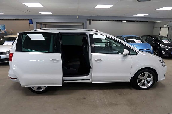 Volkswagen Sharan 9 of 16