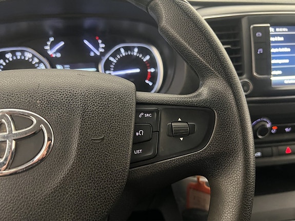 Toyota Proace 23 of 30