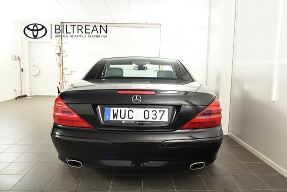 Mercedes-Benz SL350 4 of 5