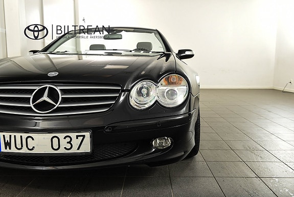 Mercedes-Benz SL350 16 of 16