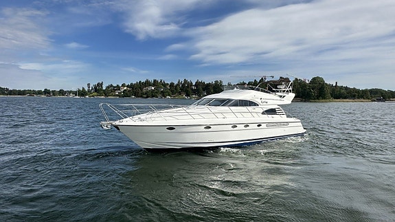 Fairline Squadron 55 - 2004 2 of 5