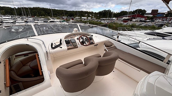 Fairline Squadron 55 - 2004 13 of 30