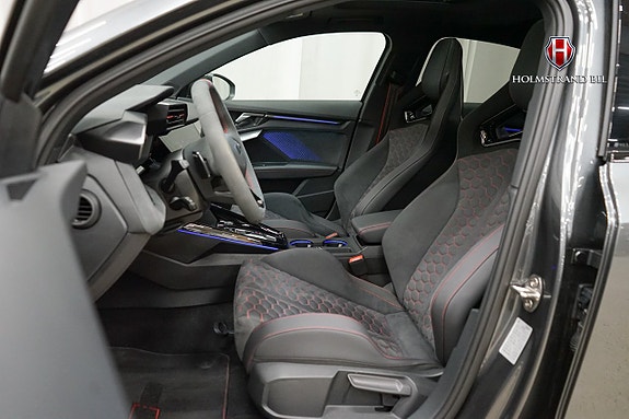 Audi RS3 12 of 30