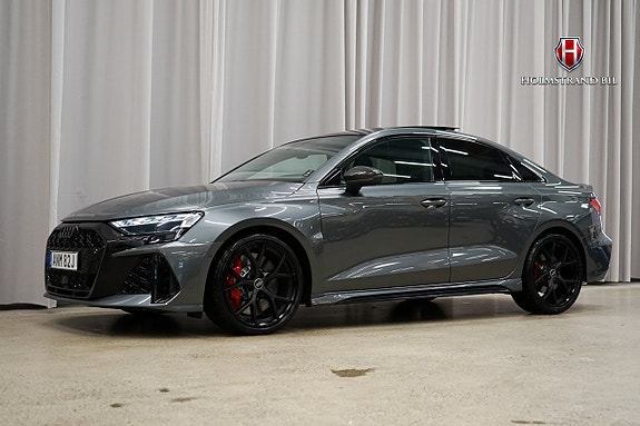 Audi RS3 3 of 5