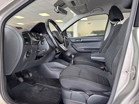 Skoda Fabia 8 of 21