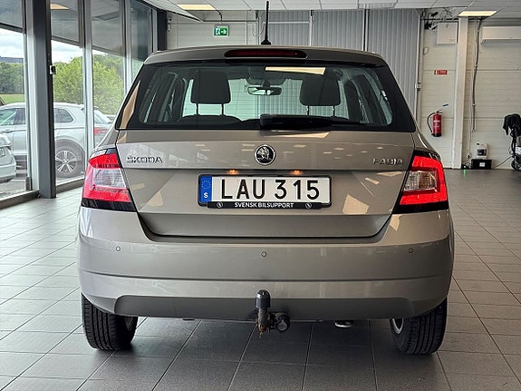 Skoda Fabia 4 of 5