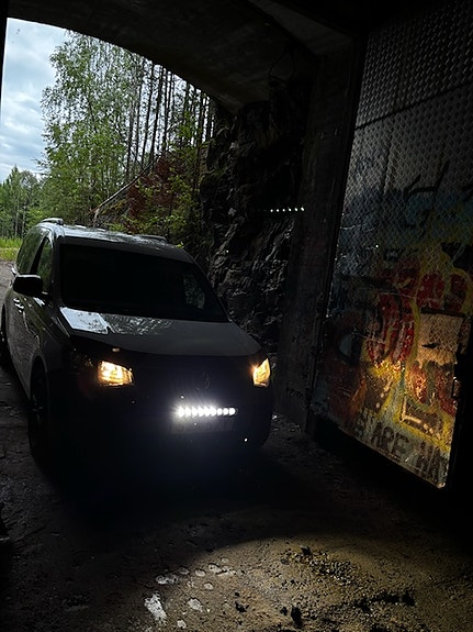 Volkswagen Caddy 4 of 5