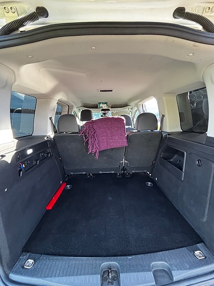 Volkswagen Caddy 3 of 5