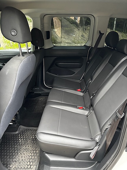 Volkswagen Caddy 6 of 6