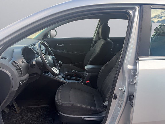 Kia Sportage 12 of 21