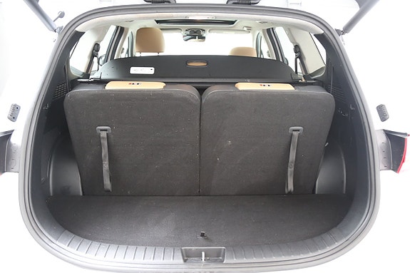Hyundai Santa Fe 28 of 30