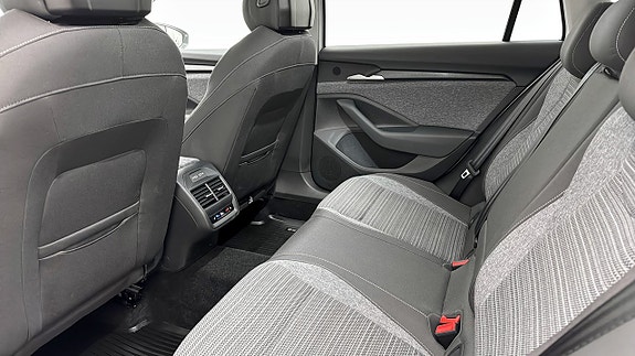 Skoda Superb 11 of 19