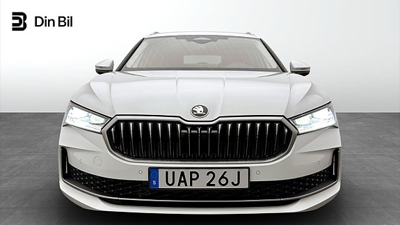 Skoda Superb 4 of 5
