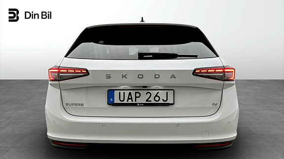 Skoda Superb 5 of 5