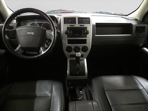 Jeep Patriot 11 of 21