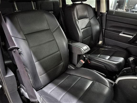 Jeep Patriot 16 of 21