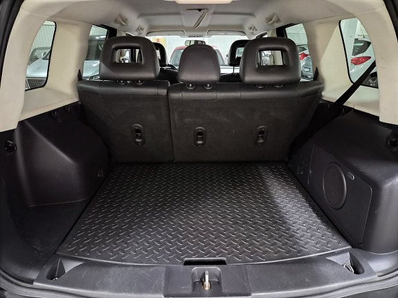 Jeep Patriot 18 of 21