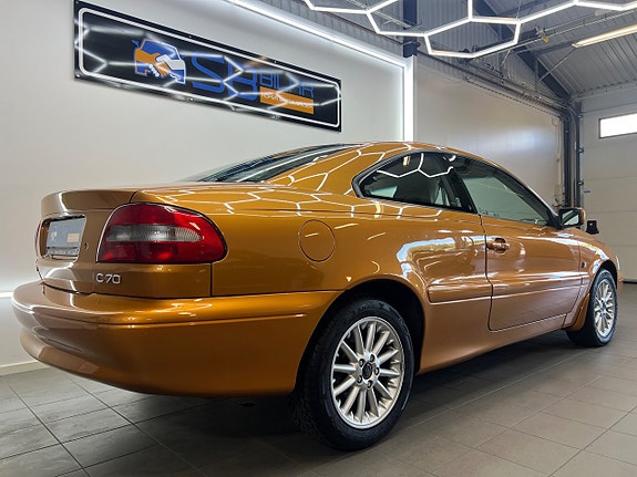 Volvo C70 5 of 5