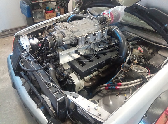 Mercedes-Benz 320 TE 3 of 5