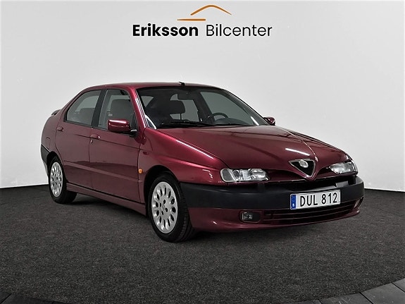 Alfa Romeo 146 1997 photo 2