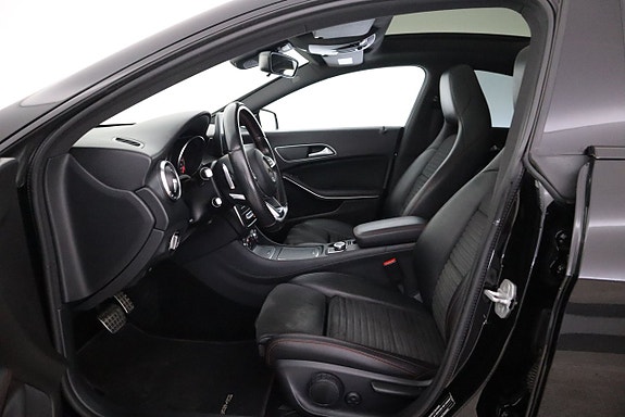 Mercedes-Benz CLA220 d 11 of 22
