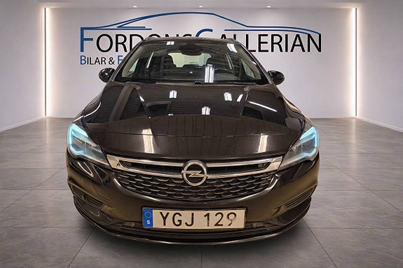 Opel Astra 2 of 5