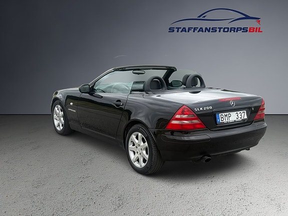 Mercedes-Benz SLK200 12 of 13