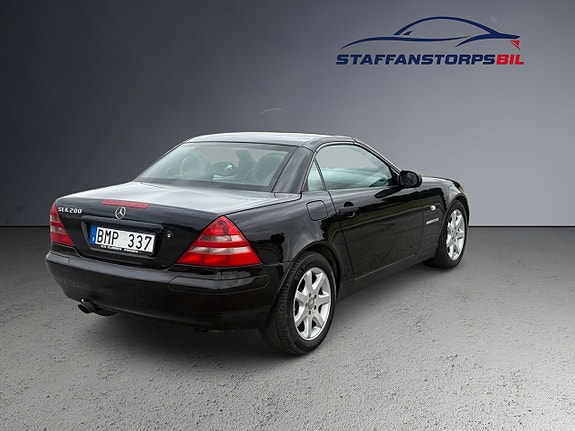 Mercedes-Benz SLK200 5 of 13