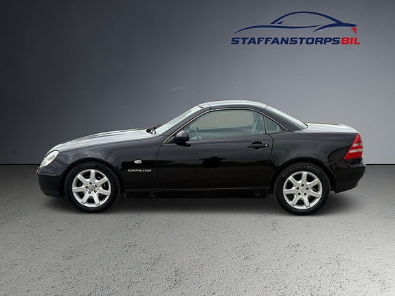 Mercedes-Benz SLK200 7 of 13