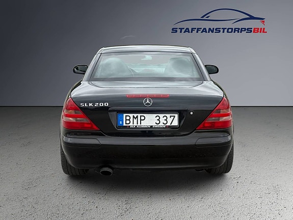 Mercedes-Benz SLK200 6 of 13