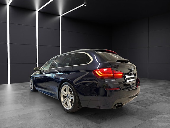 BMW M550d 3 of 5