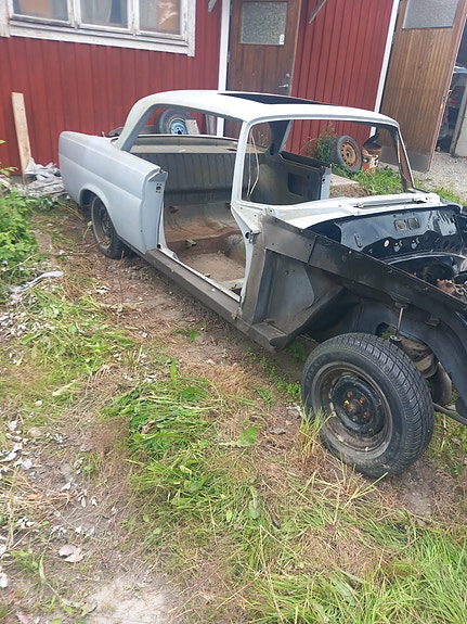 Mercedes-Benz 220 4 of 5