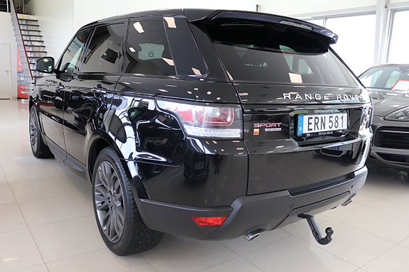 Land Rover Range Rover Sport 8 of 29