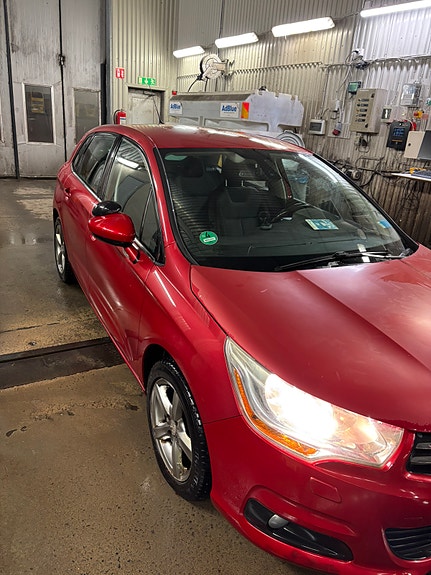 Citroen C4 2 of 11