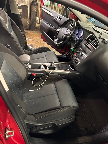 Citroen C4 9 of 11