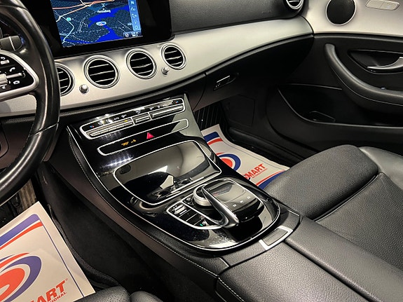 Mercedes-Benz E220 15 of 30
