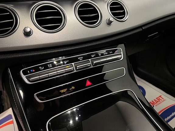 Mercedes-Benz E220 17 of 30