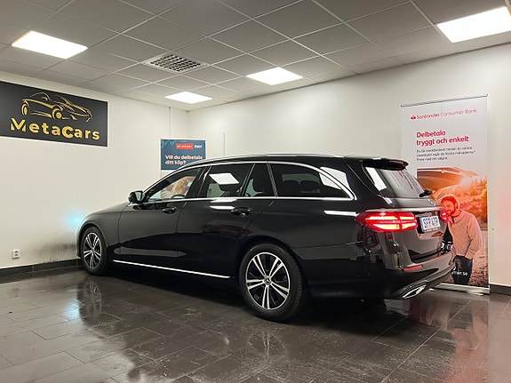 Mercedes-Benz E220 6 of 30