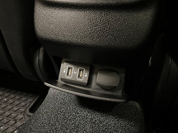 Mercedes-Benz E220 28 of 30