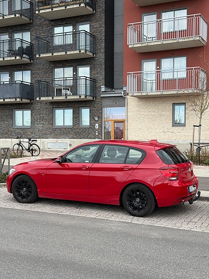 BMW 120d 3 of 5