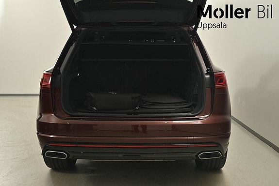 Volkswagen Touareg 13 of 24