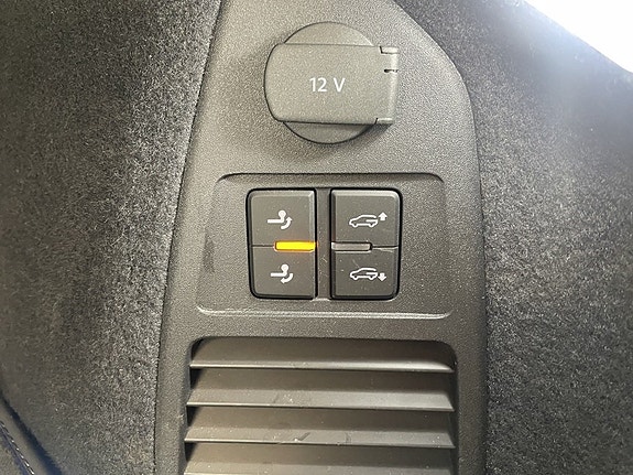 Volkswagen Touareg 12 of 24