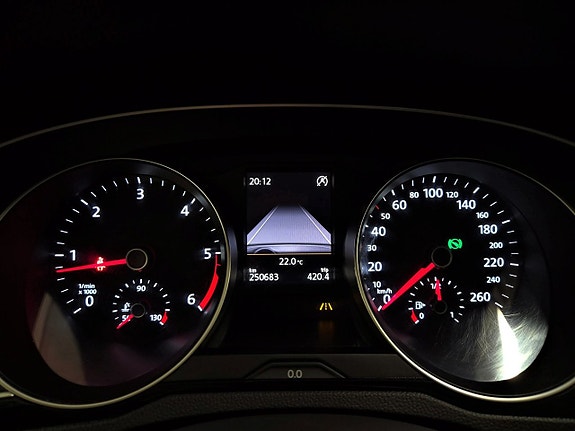 Volkswagen Passat Alltrack 27 of 28