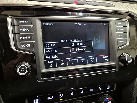 Volkswagen Passat Alltrack 23 of 28