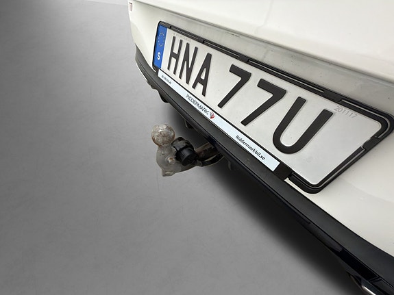 Mercedes-Benz CLA200 d 8 of 30