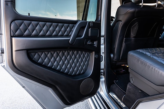 Mercedes-Benz G65 26 of 30