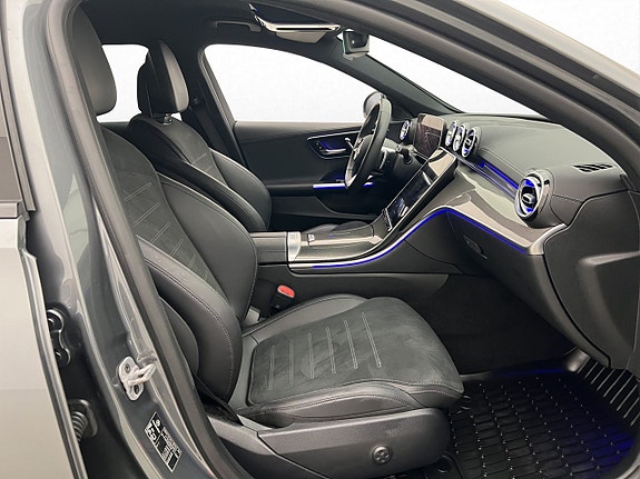 Mercedes-Benz C300 13 of 30
